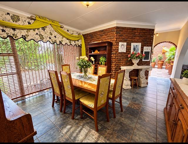 3 BEDROOM HOUSE FOR SALE IN GOLF PARK